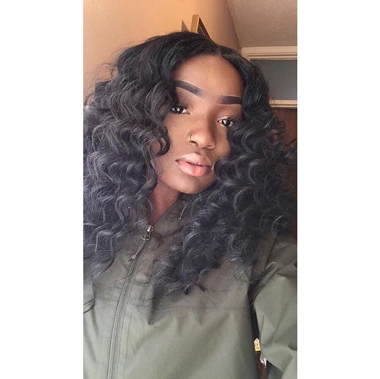 Luxury Loose Wave Bundles with a Lace Closure (14